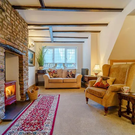 3 Bed In 85761 Holiday home Brompton (Hambleton)